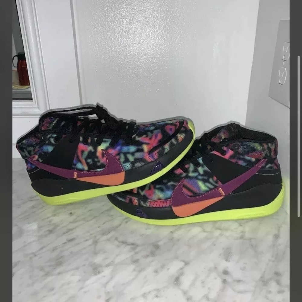KD 13 EYBL Peach Jam Size 12 Rare Colorway Limited! Shoes